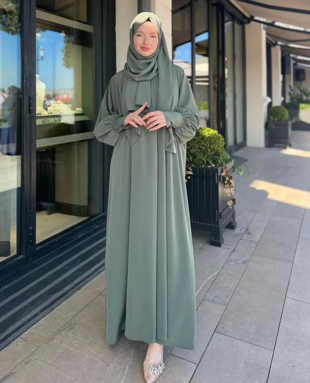 Arabian Dream Abaya with Staller ✨